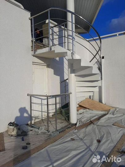 Перила для лестниц