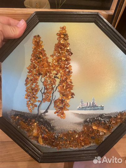 Картина с янтарем 2 шт