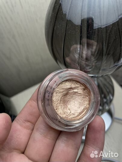 Тени кремовые
