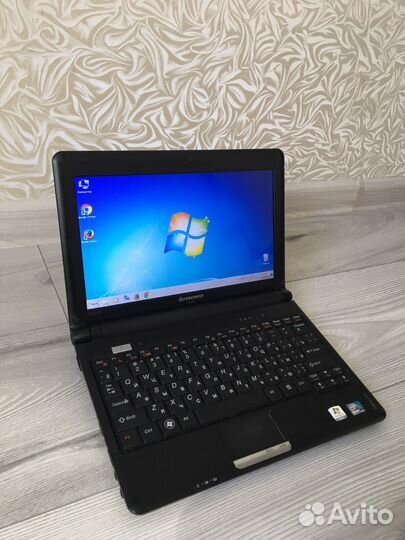 Нетбук Lenovo S10-3C в отличном состоянии