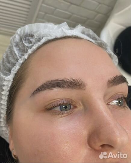 Окрашивание и ламинирование бровей
