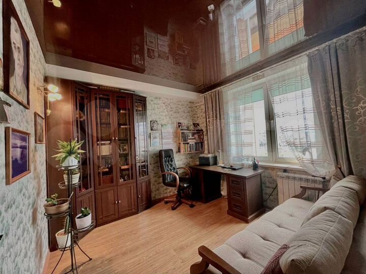 2-к. квартира, 61 м², 7/7 эт.