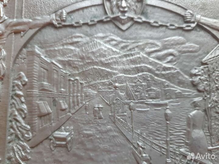 Старинная картина