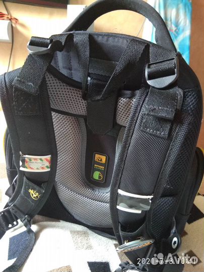 Рюкзак школьный hummingbird