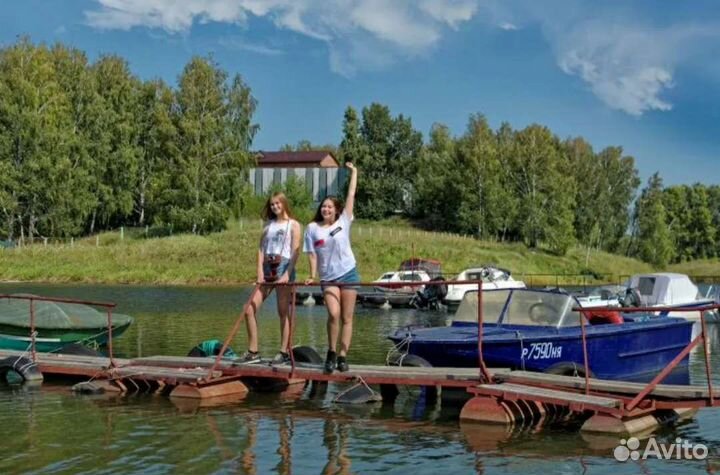 Стоянка лодок катеров