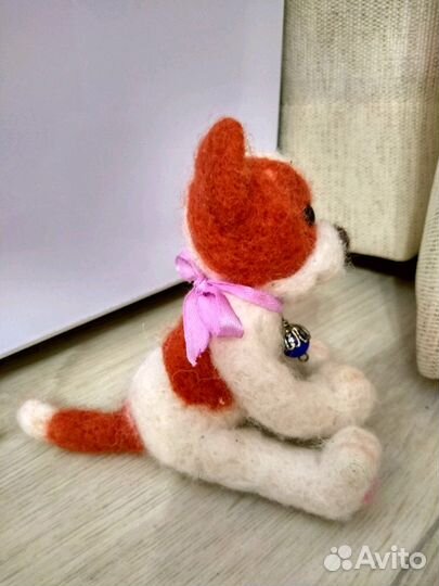 Авторская игрушка собачка ручная работа валяная