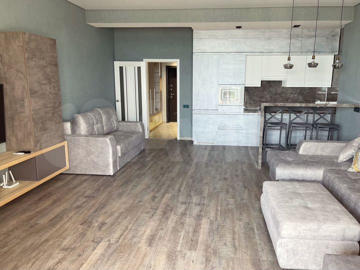 Квартира-студия, 63 м², 2/9 эт.
