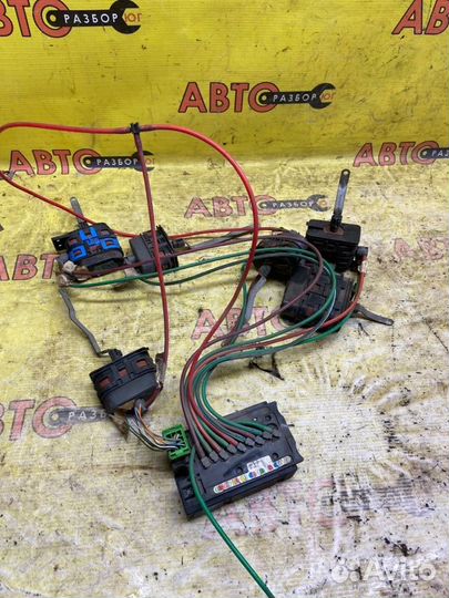 Клапан Mercedes-Benz C-Class W202 M111 1997