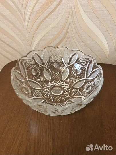 Хрустальная ваза