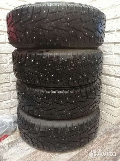 Yokohama Ice Guard Stud IG55 195/60 R15
