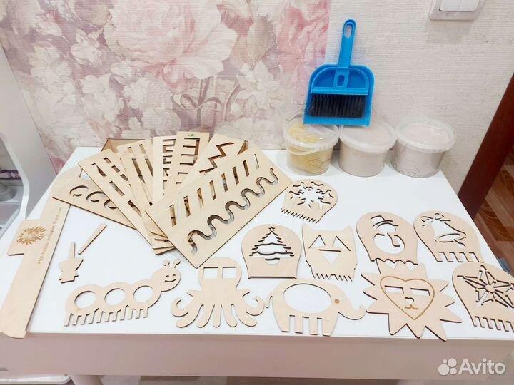 Световой стол с песком и трафаретами