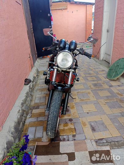 Suzuki bandit 400