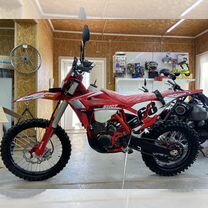 Новый Regulmoto Holeshot Red Edition (4 valves)