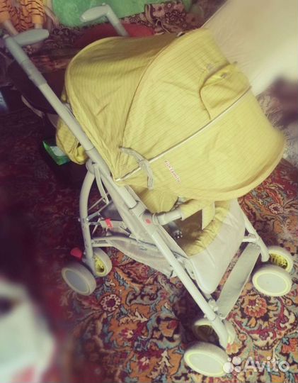 Прогулочная коляска