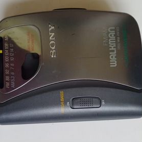 Кассетный аудио плеер sony walkman WM-FX 323