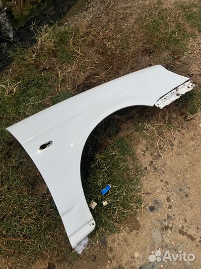 Крыло правое priora