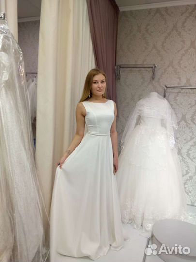 Свадебное платье 44 46 новое