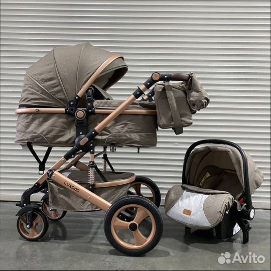 Прогулочная коляска Luxmom