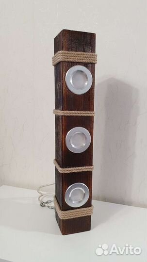 Светильник декоративный из массива дерева