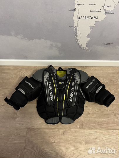 Вратарская хоккейная экипировка