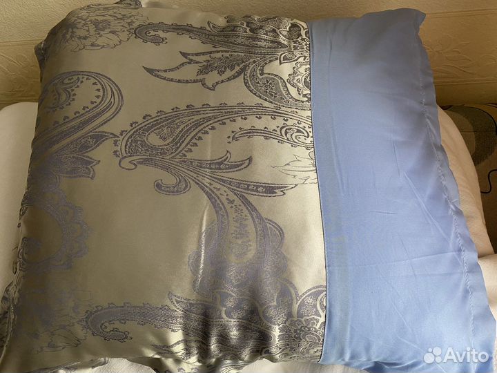 Комплект постельного белья с одеялом