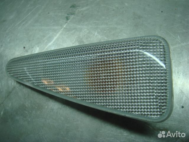 Сандеро Повторитель в крыло левый Sandero 2009-14