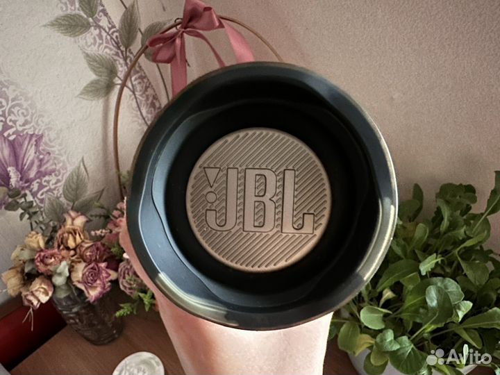 Колонка jbl charge 4