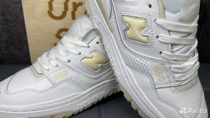 Кроссовки New Balance 550 На Осень