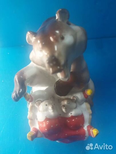 Статуэтка Медведь с калыбелью
