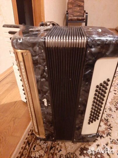 Аккордеон weltmeister 3 4