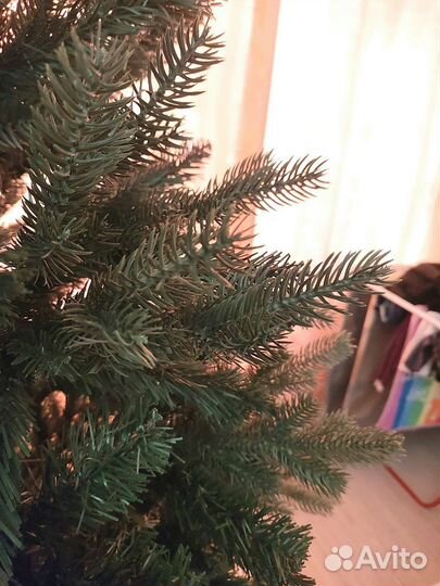 Елка 180см наполовину литая