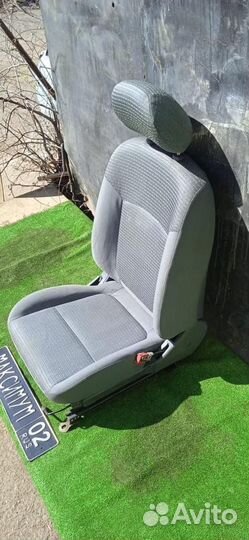 Пассажирское сиденье Almera Classic B10