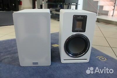 Полочная акустика Audiovector QR1 Black High Gloss