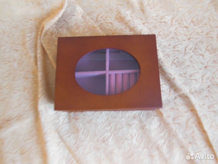 Шкатулка для украшений деревянная новая