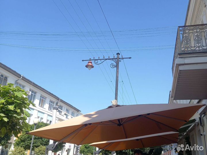Уличный зонт для кафе