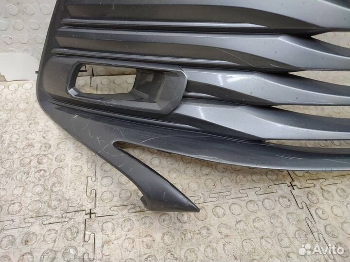 Решетка бампера передняя Toyota Camry XV70 2017