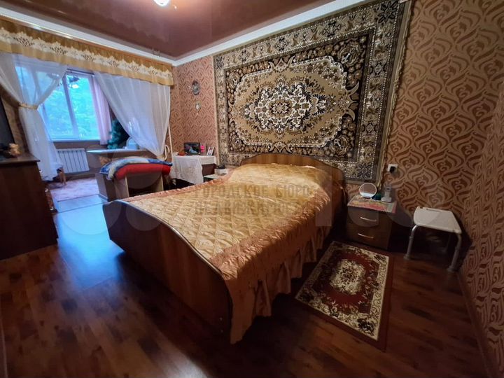 2-к. квартира, 57 м², 2/5 эт.