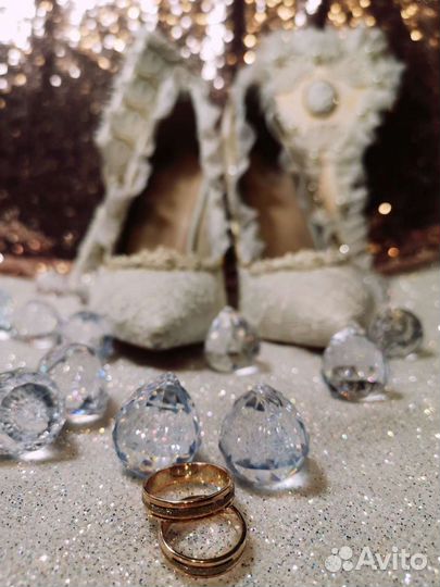 Аренда реквизита на фотосессию (свадебные туфли)