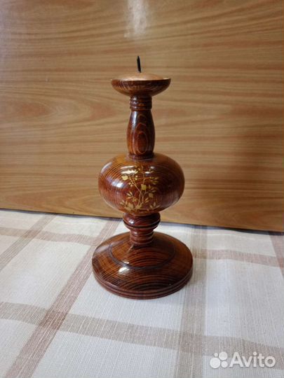 Подсвечник деревянный