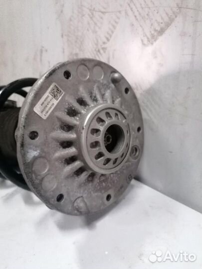 Амортизатор передний правый BMW 4 31316873766