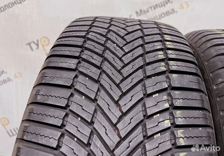 Bridgestone Weather Control A005 215/55 R17 94Y