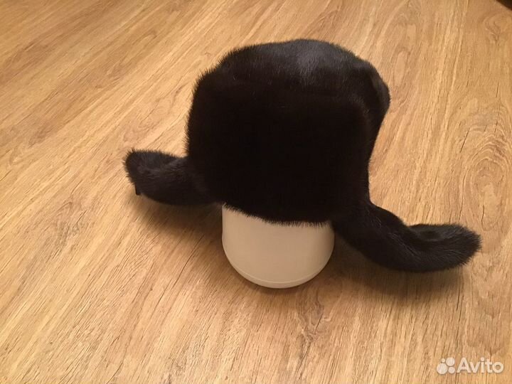 Мужская шапка р.5657 б/у в хорошем состоянии