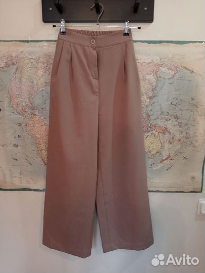 Брючный костюм женский S