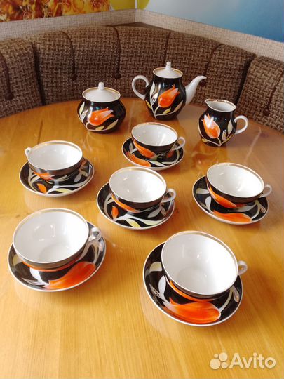 Сервиз чайный чёрный тюльпан дулева