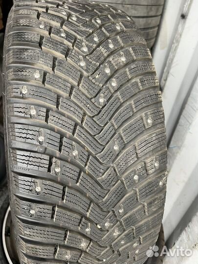 Continental IceContact 3 255/40 R20