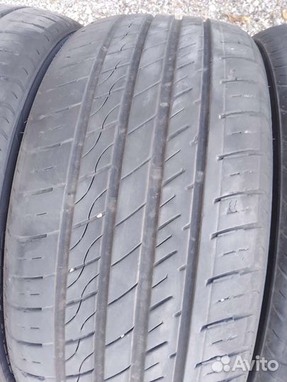Greenland XV1 225/40 R19 93W