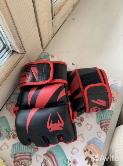 Перчатки Venum