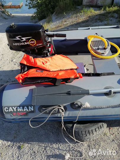 Надувная лодка