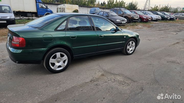 Audi A4 2.4 МТ, 1999, 380 000 км