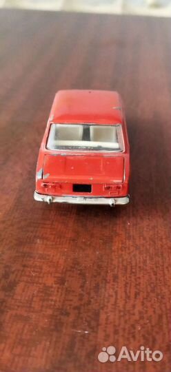 Модели автомобилей СССР ваз 2101 мотоцикл с кол